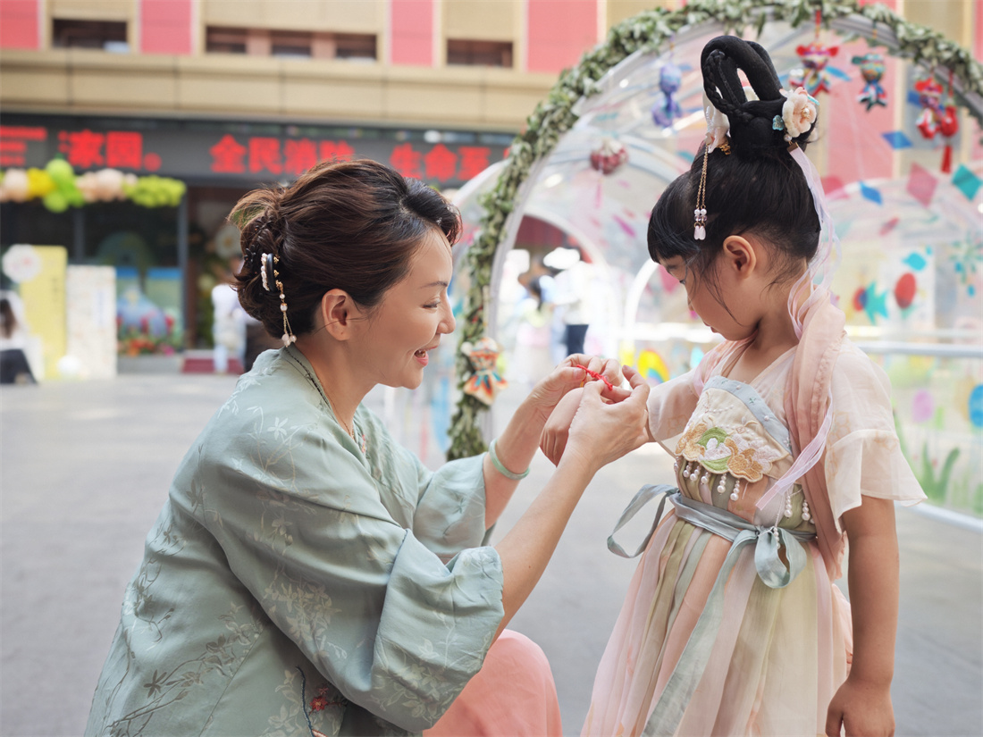 “穿越时空”过端午 郑州市实验幼儿园端午节游园活动欢乐开启