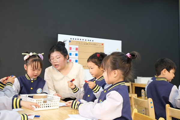 惠济区召开2026年学前教育新学期工作会暨园所观摩活动