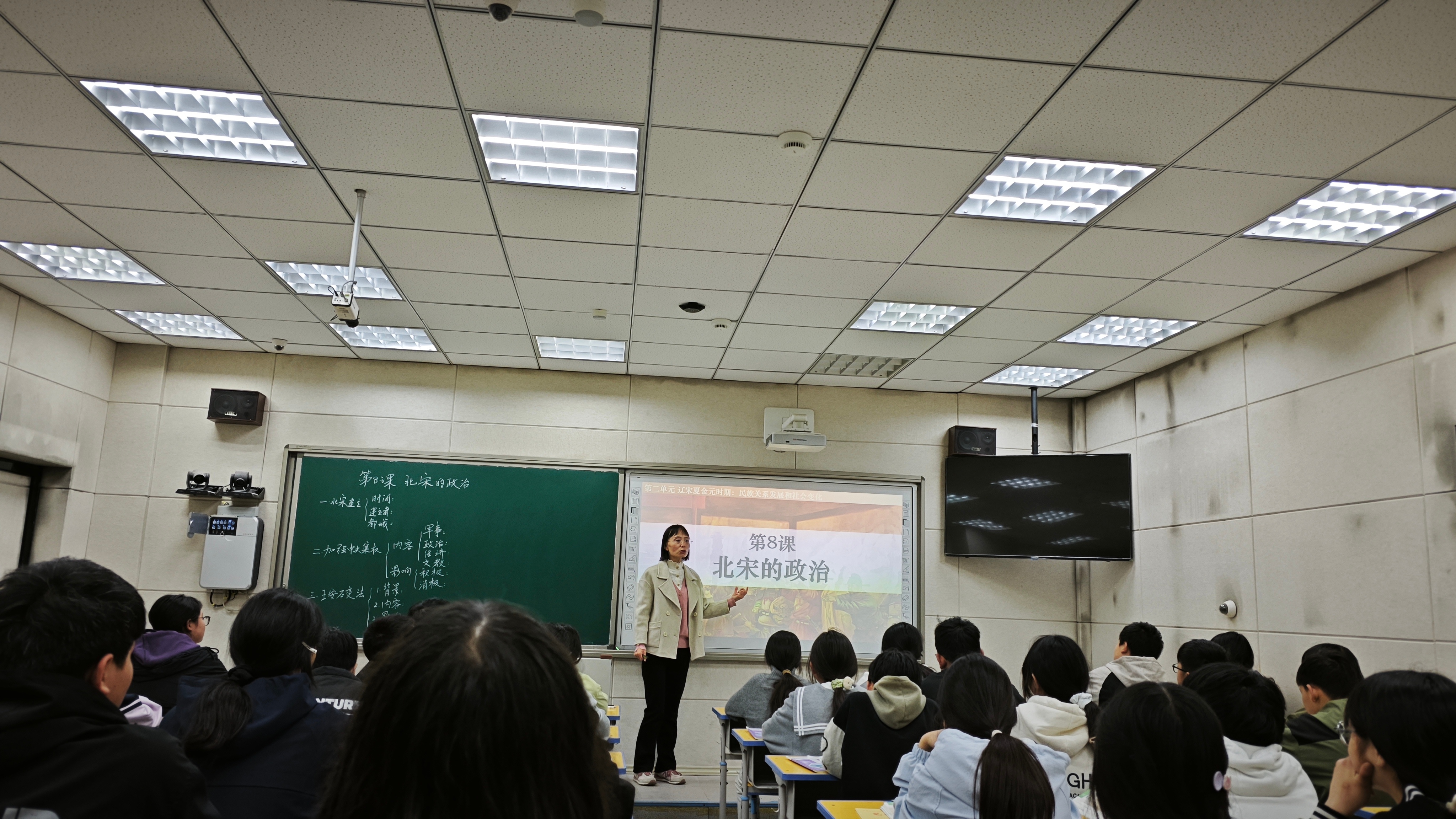 城乡携手传薪火 支教助学共成长 郑州市第一〇七高级中学赴郭店一中开展支教帮扶工作