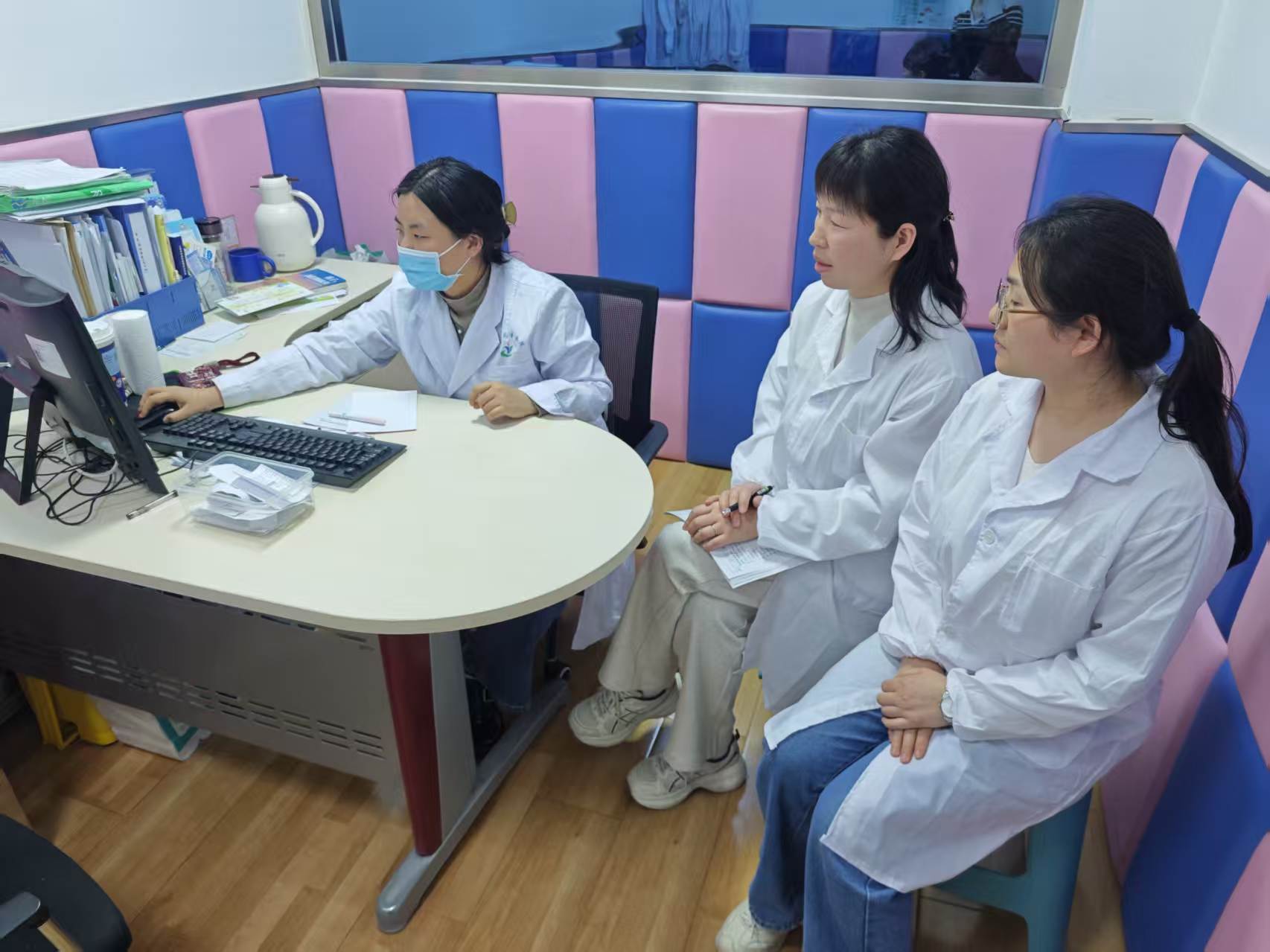 医校携手育心 实践砺师赋能——郑东新区中小学教师赴医院跟岗实习活动纪实