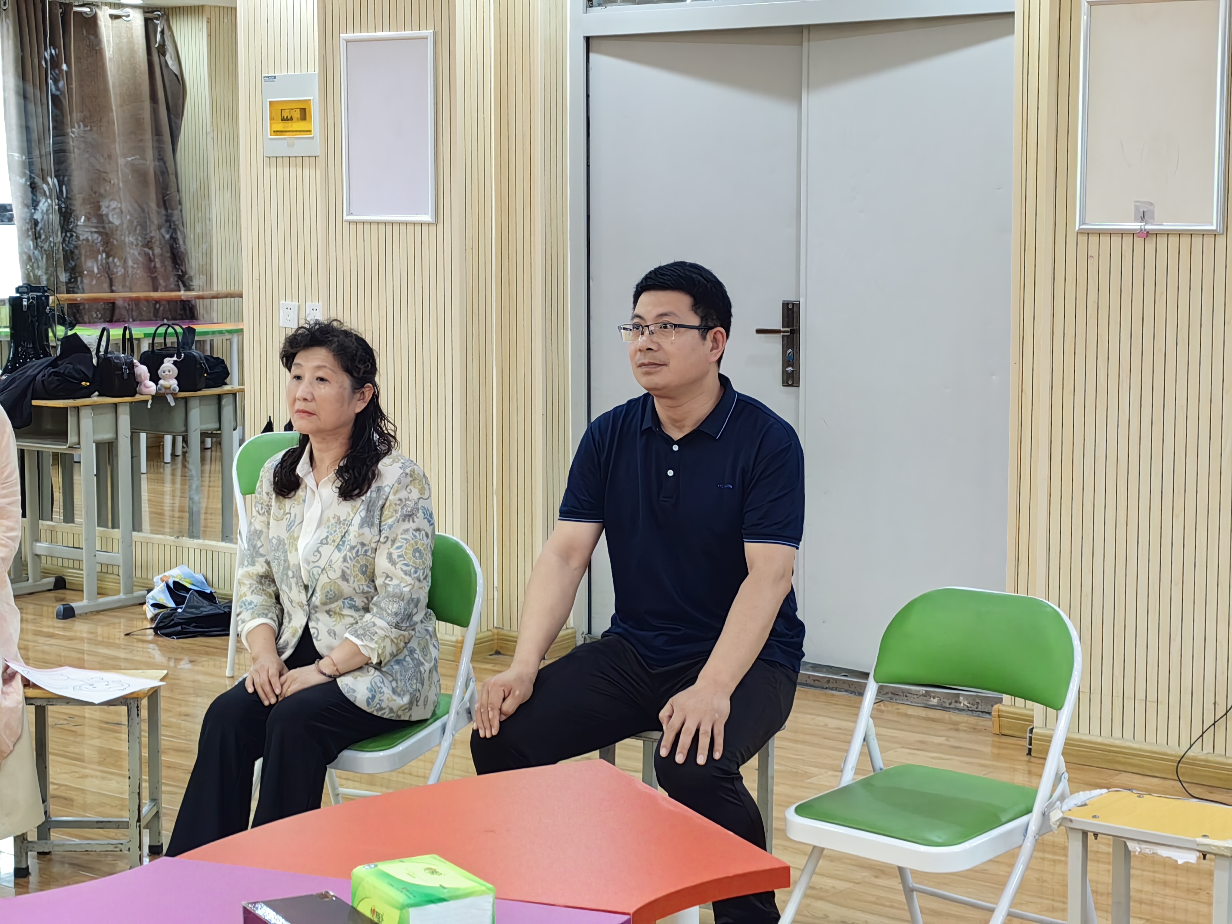疗愈教师心 守护学子梦 郑州市金融学校开展班主任OH卡心灵成长活动