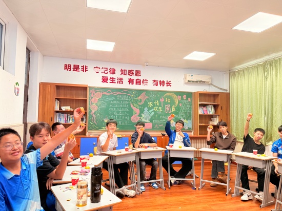 郑州市第九十九中学开展“我们的节日——中秋”主题活动