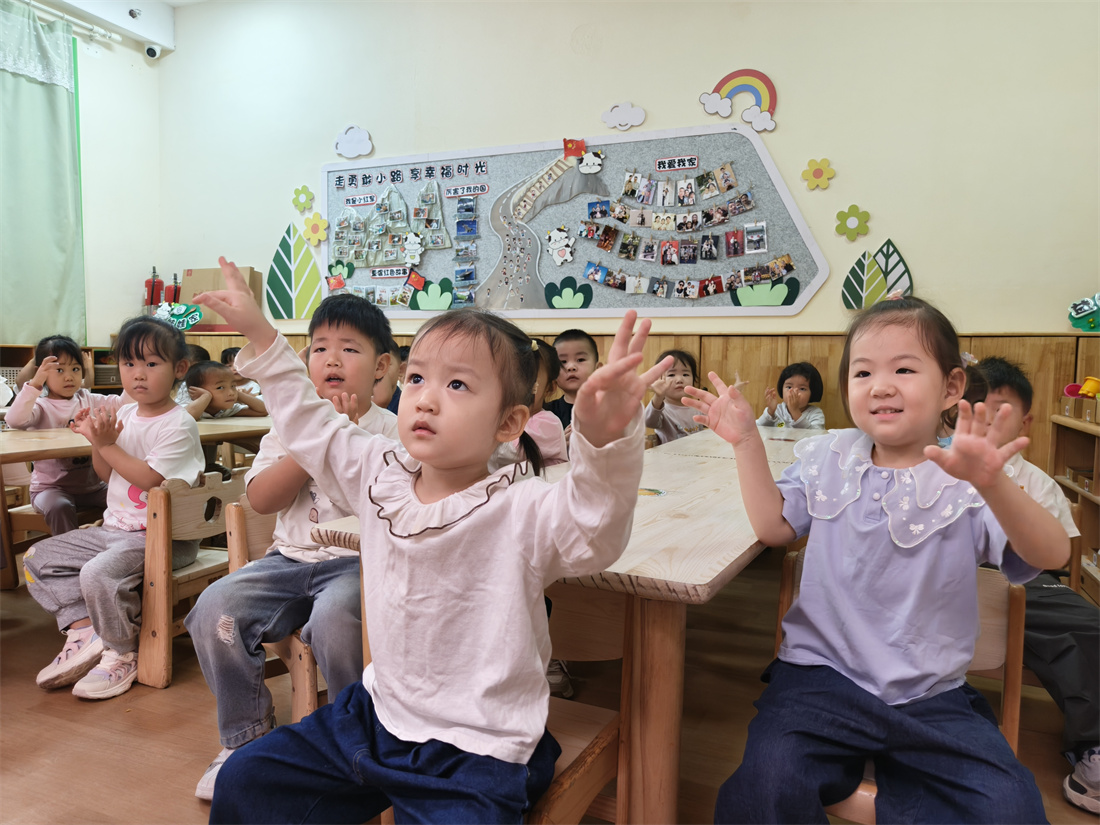 童心邀明月，浓浓中秋情 郑州市实验幼儿园开展中秋主题活动