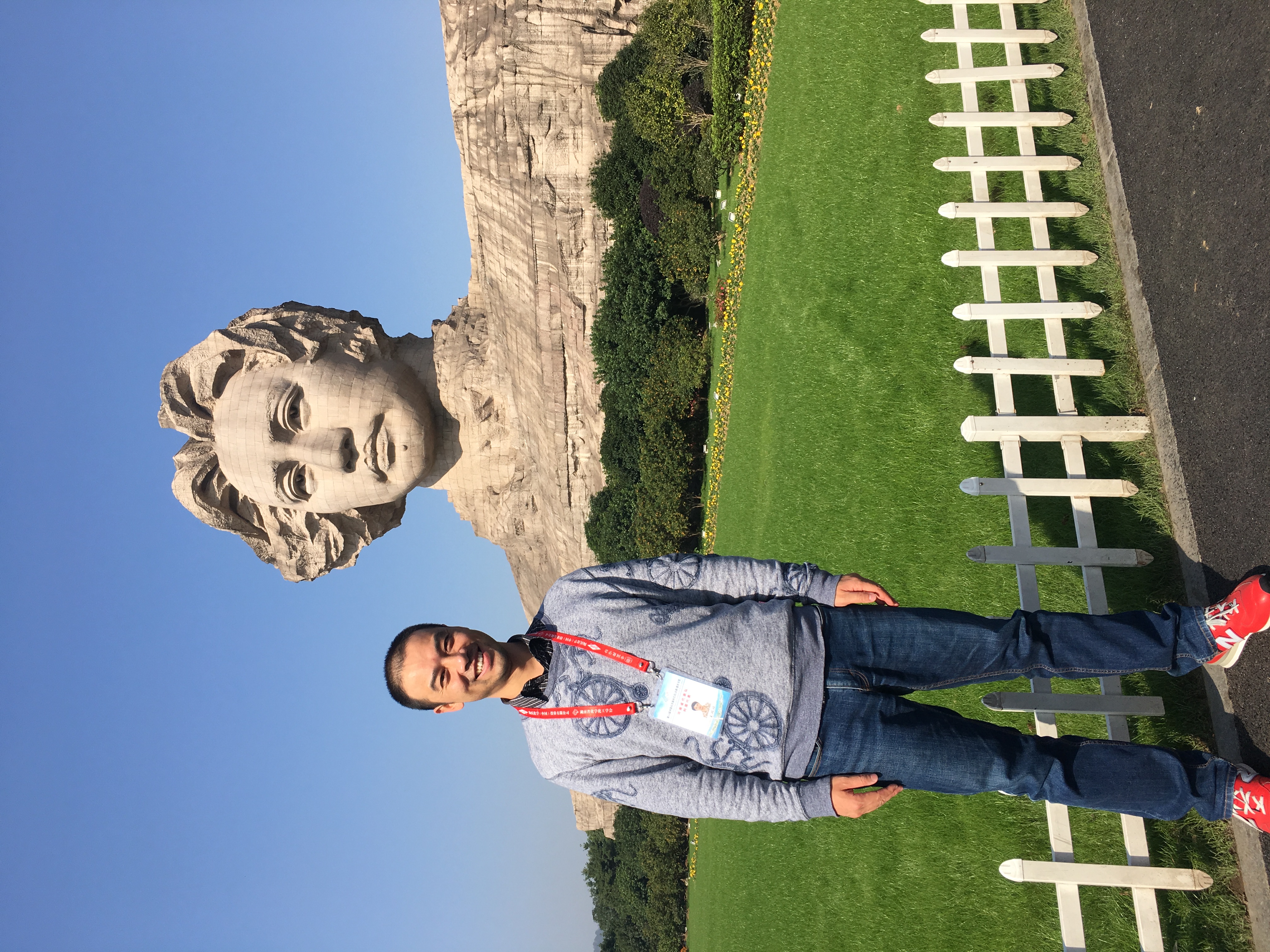 郑州一中这个化学老师不简单,被学生称为"全宇宙最佳教练"