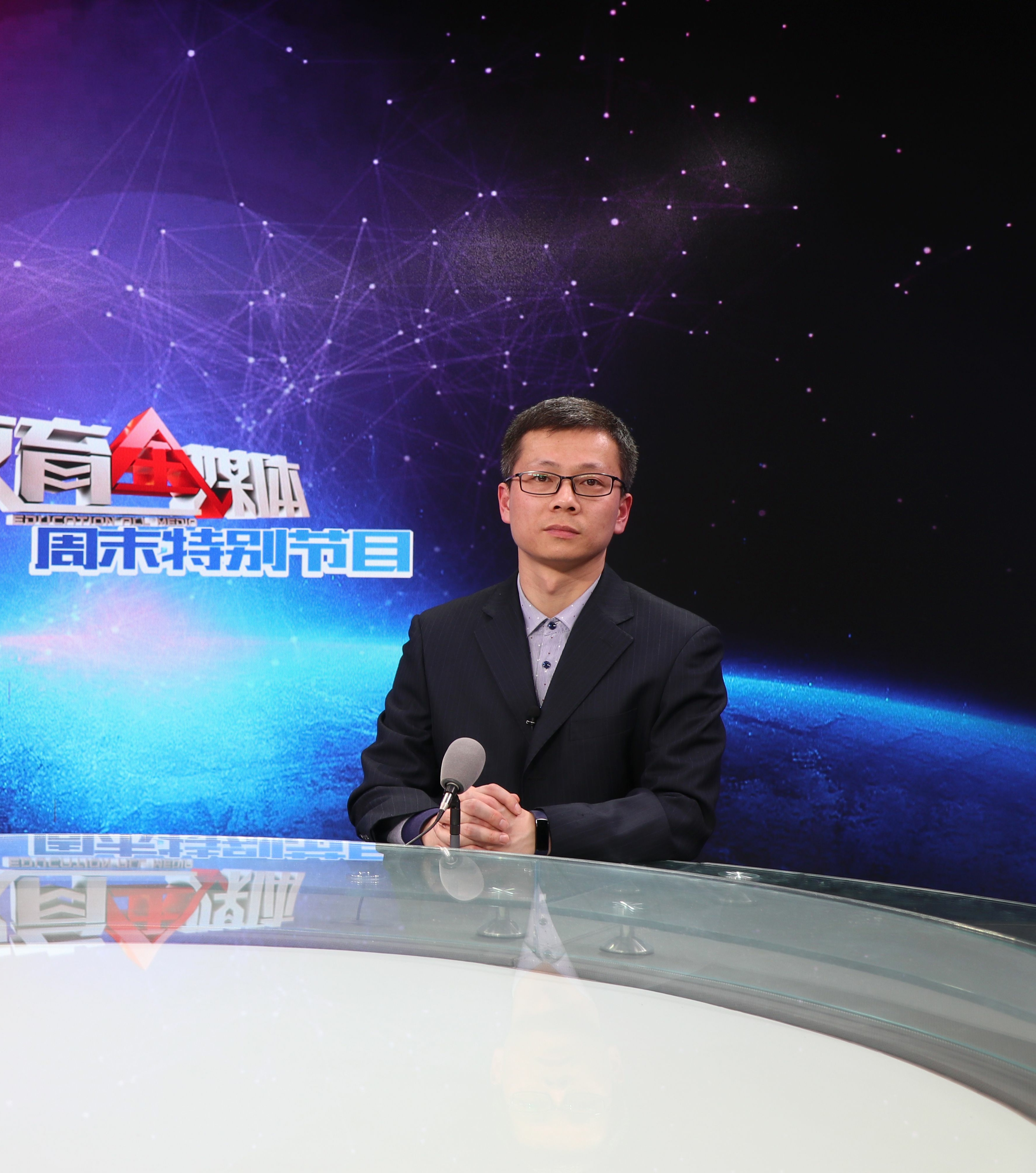 郑州八中历史老师李畅