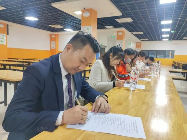 育身育心活力满满郑州中小学绘就“健康”新图景(图8)